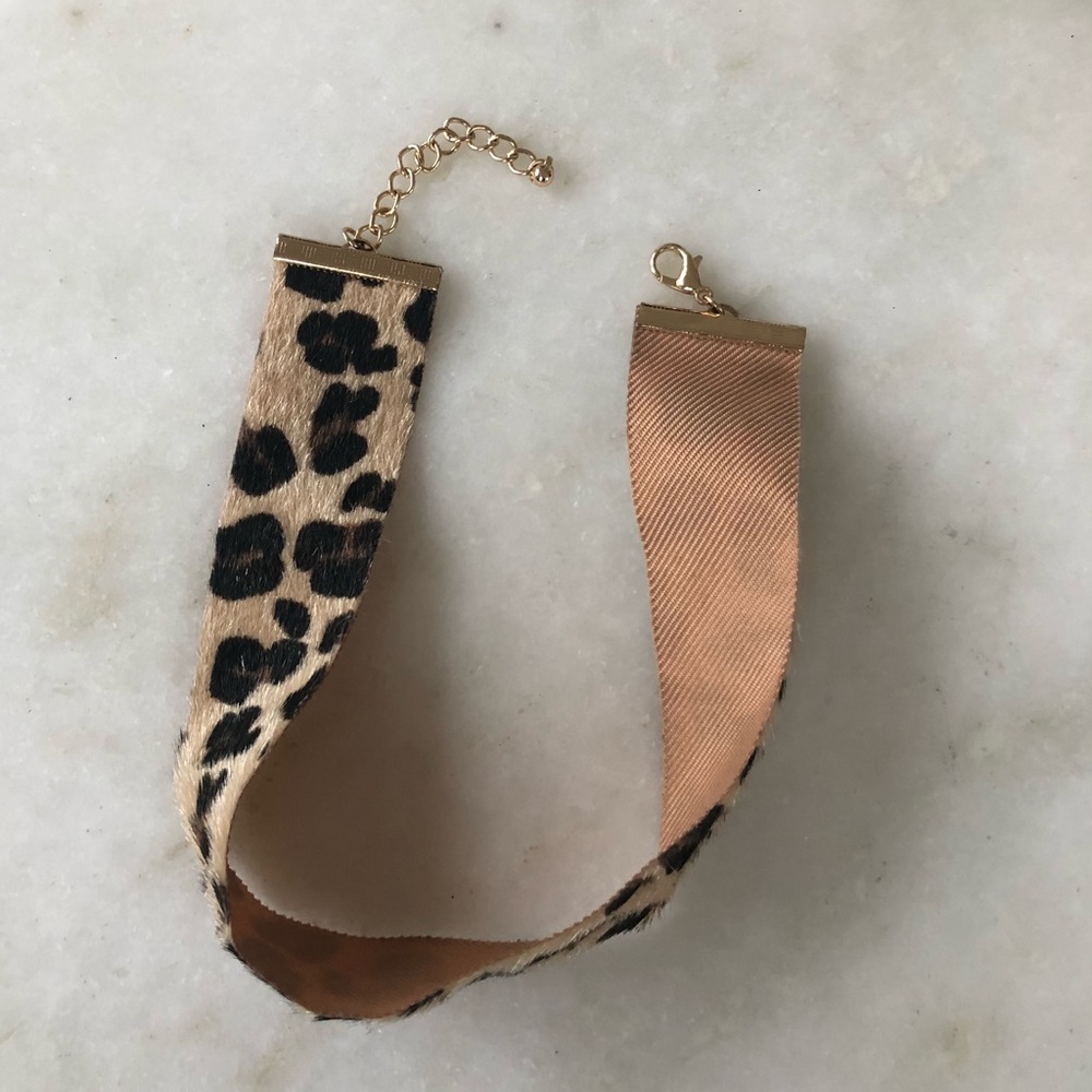 Leopard / animal print choker